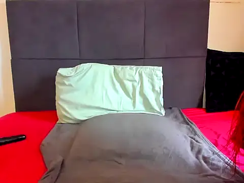 ThickLeeyanaXX online show from 11/16/25, 01:38