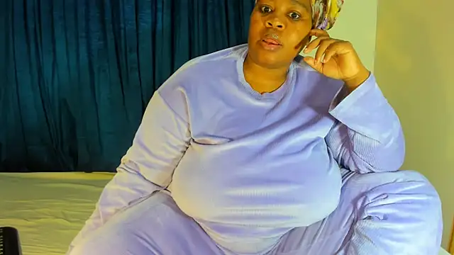 ThickLeeyanaXX online show from 06/14/26, 03:19