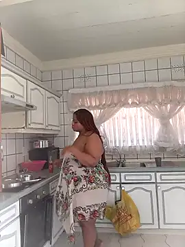 ThickLeeyanaXX online show from 11/28/25, 01:22