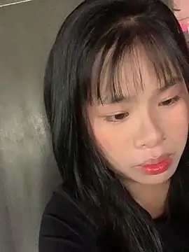 Snapshot of huttonmay358 chatting on 10/29/25, 01:59 huttonmay358 online show from 10/29/25, 01:59