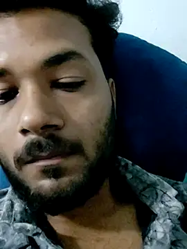 Damiaan 67 online show from 11/04/25, 02:04