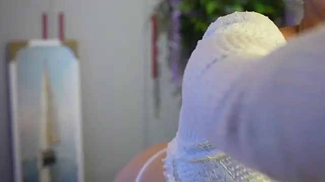 Cleose online show from 11/28/25, 06:24