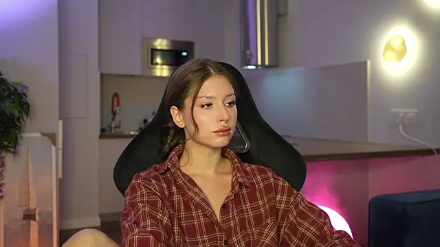 Snapshot of Cleose chatting on 01/15/26, 07:23 Cleose online show from 01/15/26, 07:23