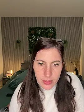 MysteryGirl   online show from 03/26/26, 08:23