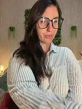 MysteryGirl   online show from 07/08/26, 07:53