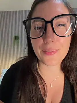 MysteryGirl   online show from 06/16/26, 07:41