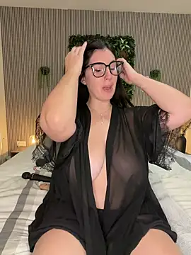 MysteryGirl   online show from 11/20/25, 09:10