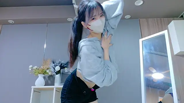 Mimi-Dreammood online show from 12/02/25, 10:11