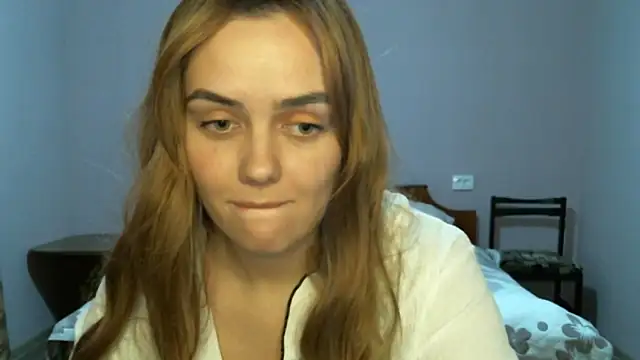 Anna  toth18 online show from 10/29/25, 12:15