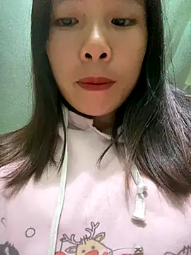 Elysia-007 online show from 10/31/25, 12:18