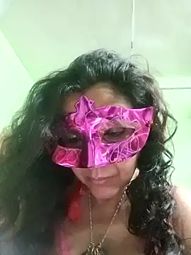 LOVE  RANI online show from 11/23/25, 02:21