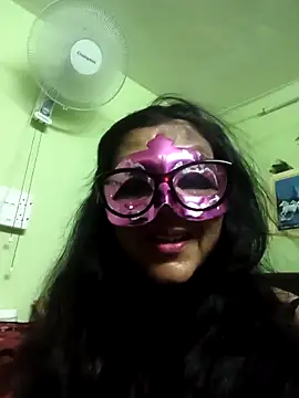 Snapshot of LOVE__RANI chatting on 06/16/26, 08:03 LOVE RANI online show from 06/16/26, 08:03