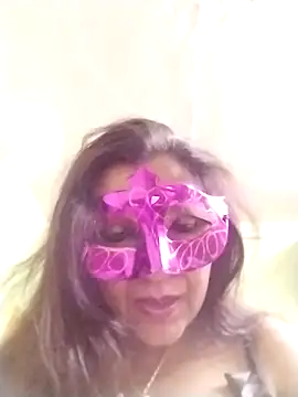 LOVE  RANI online show from 11/19/25, 06:30