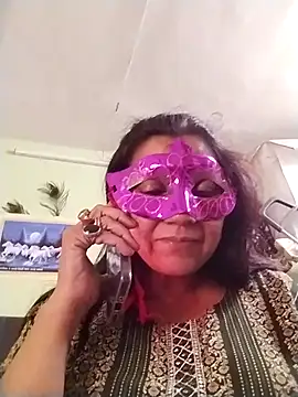 LOVE  RANI online show from 11/15/25, 01:04