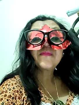 LOVE  RANI online show from 04/11/26, 05:05