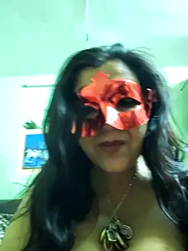 Snapshot of LOVE__RANI chatting on 02/07/26, 11:29 LOVE RANI online show from 02/07/26, 11:29