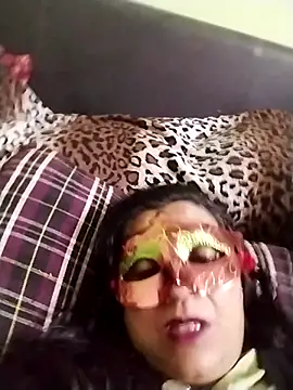 LOVE  RANI online show from 12/04/25, 10:42