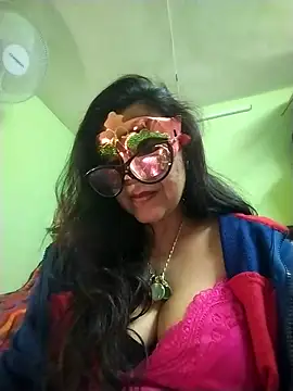 LOVE  RANI online show from 11/17/25, 07:01