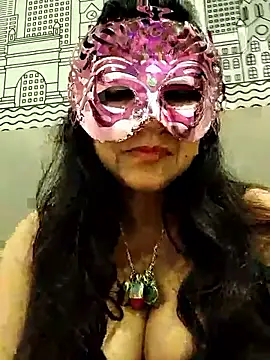 Snapshot of LOVE__RANI chatting on 01/10/26, 06:14 LOVE RANI online show from 01/10/26, 06:14