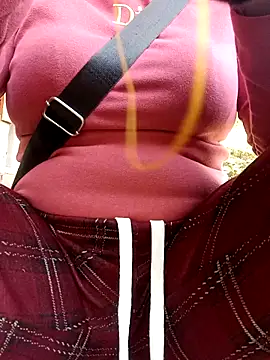 yoyo-mi online show from 02/21/26, 06:59