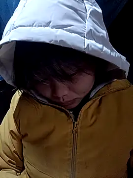 yoyo-mi online show from 11/19/25, 05:40