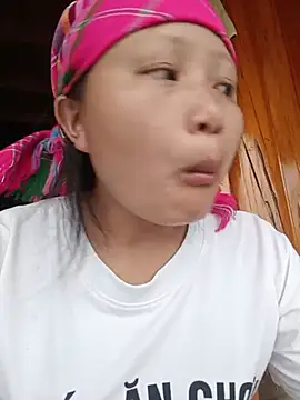 Snapshot of yoyo-mi chatting on 07/19/26, 02:53 yoyo-mi online show from 07/19/26, 02:53