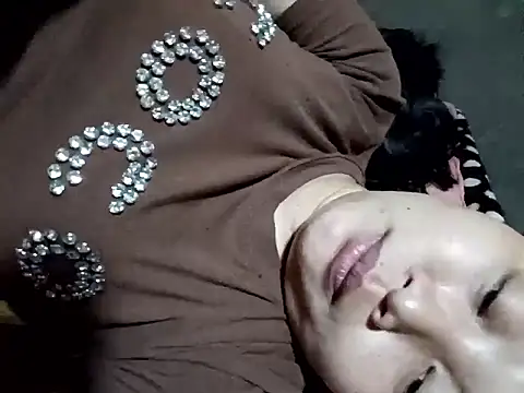 yoyo-mi online show from 04/07/26, 09:49