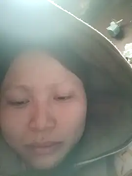 yoyo-mi online show from 11/30/25, 02:12