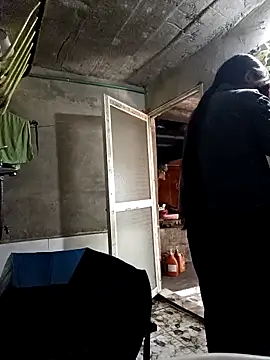 yoyo-mi online show from 04/11/26, 02:08