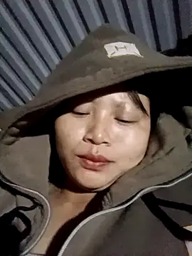 yoyo-mi online show from 11/01/25, 09:30