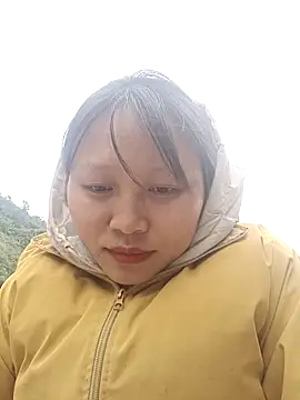 yoyo-mi online show from 11/20/25, 02:23