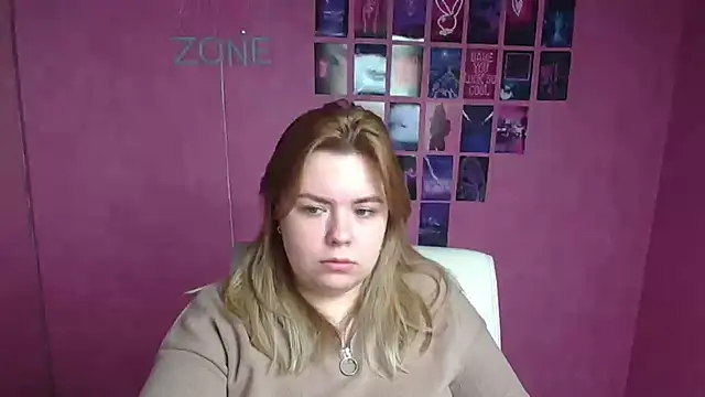 SusannaNight online show from 12/16/25, 06:17