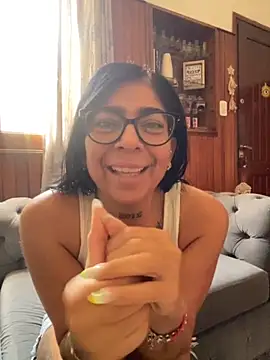 Snapshot of solmorochia chatting on 11/27/25, 02:39 solmorochia online show from 11/27/25, 02:39