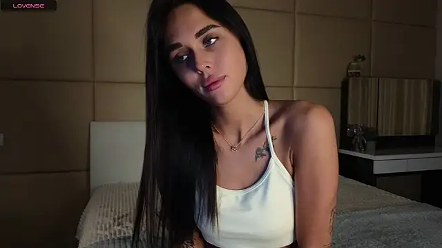 MagdalenWikle online show from 12/03/25, 03:29