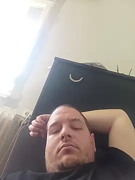 botlikroli online show from 04/08/26, 03:13