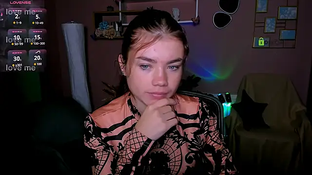 isabel wave online show from 11/18/25, 07:44