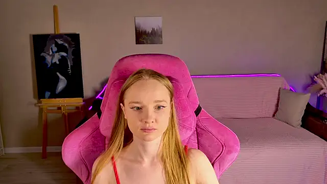 Shawty Mia online show from 11/07/25, 03:05