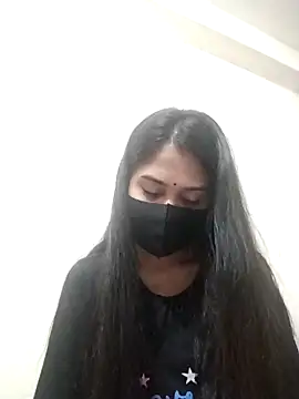 Green LaDY66 online show from 12/04/25, 06:07