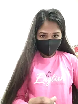 Green LaDY66 online show from 12/22/25, 09:09