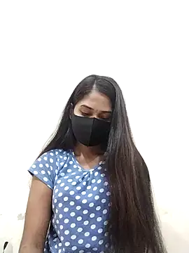 Green LaDY66 online show from 11/09/25, 05:11