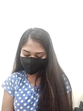 Green LaDY66 online show from 11/20/25, 03:40