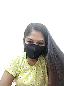 Green LaDY66 online show from 11/06/25, 04:22