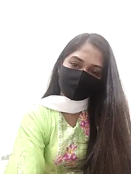 Green LaDY66 online show from 11/10/25, 09:20