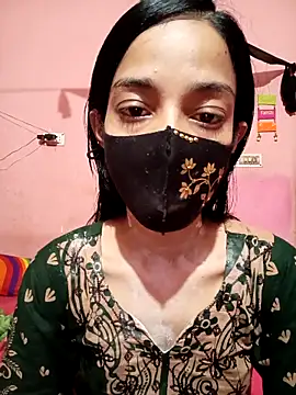 Green LaDY66 online show from 05/12/26, 01:39