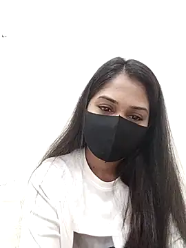 Green LaDY66 online show from 11/08/25, 02:48