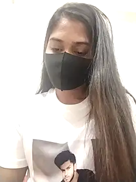 Green LaDY66 online show from 11/21/25, 10:14