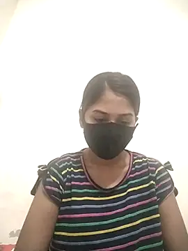 Green LaDY66 online show from 11/05/25, 07:17