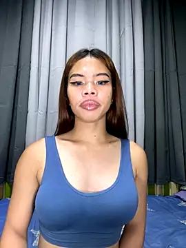 kierra fox online show from 11/23/25, 04:28