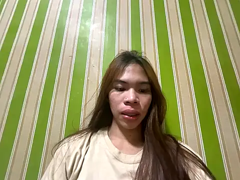 kierra fox online show from 12/05/25, 02:15