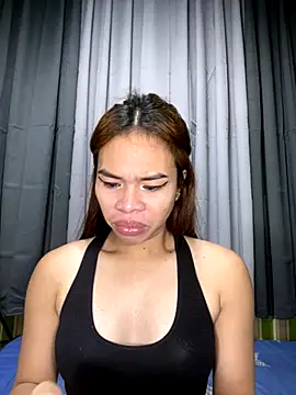 kierra fox online show from 11/17/25, 02:32